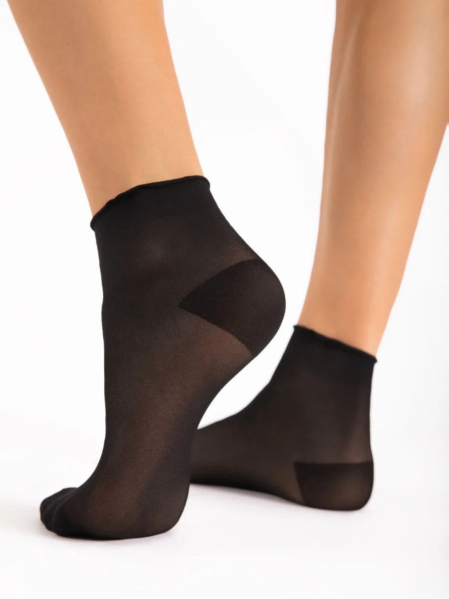 Pressure-Free Ankle Socks FIORE Press Less — 15 Den Sheer Comfort