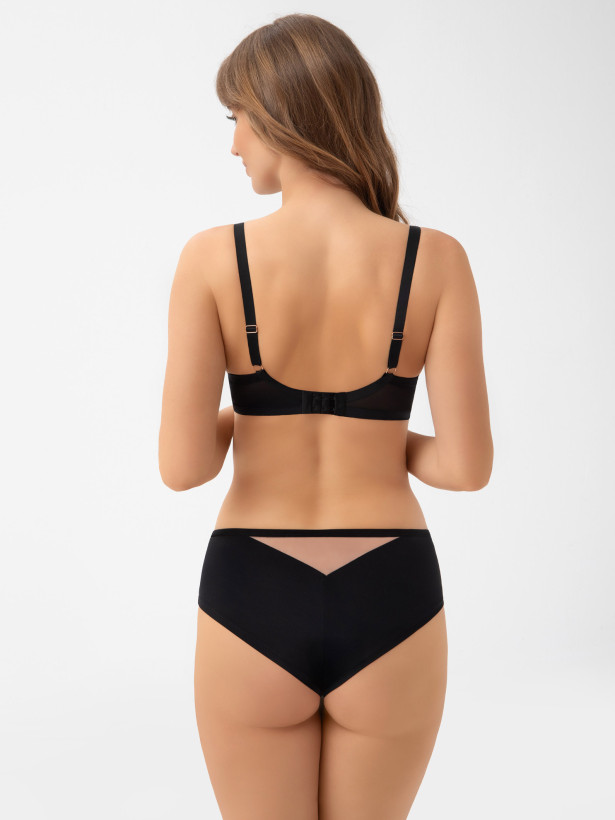 Black Lace Bra Gorsenia Lexi G001 – Maximum Lift Support