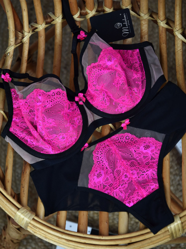 Black Brazilian Panties with Bright Pink Lace Mediolano Fluo 19155