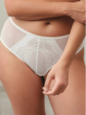 Ivory Lace Hipster Panties Mefemi Dalia – High-Waist Sheer Back