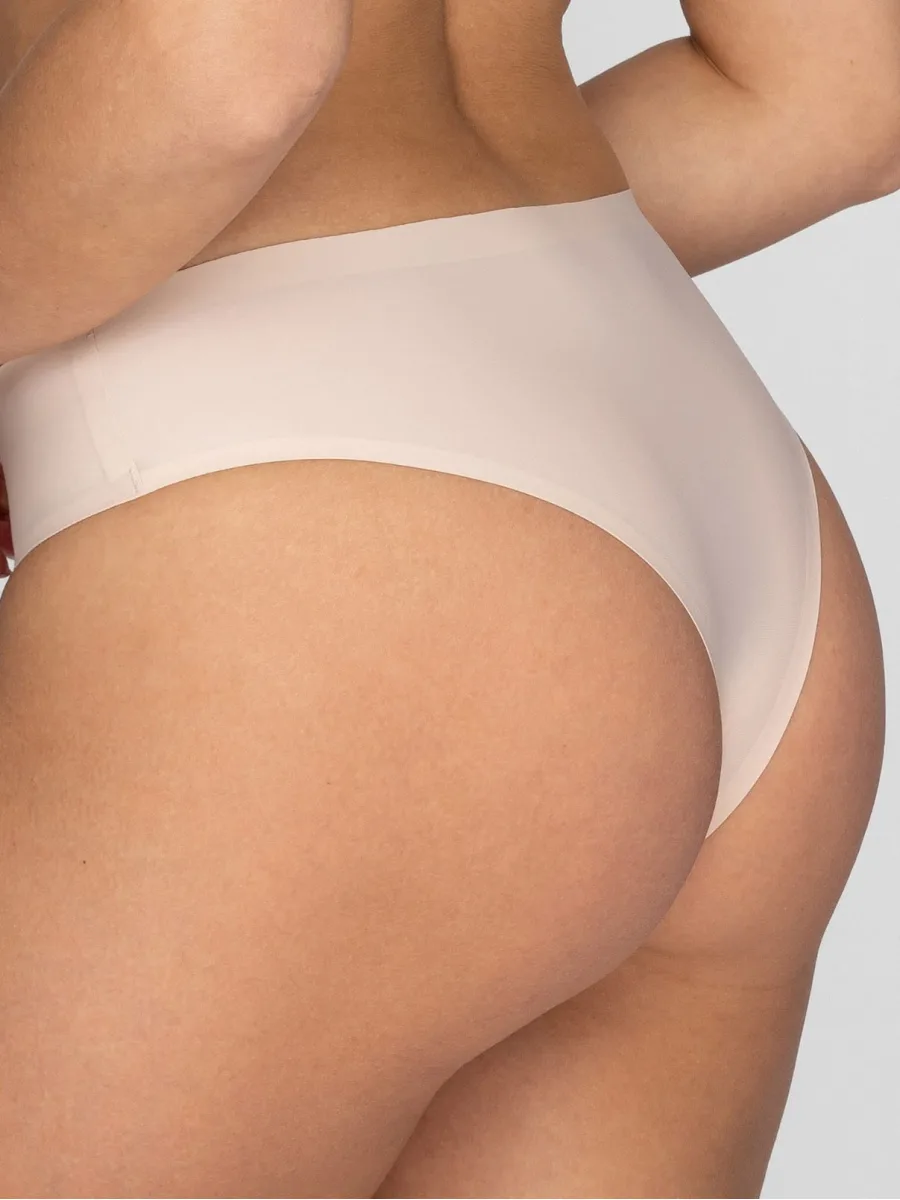 Laser-Cut Brazilian Panties Mefemi Silvia – Invisible Seamless Fit