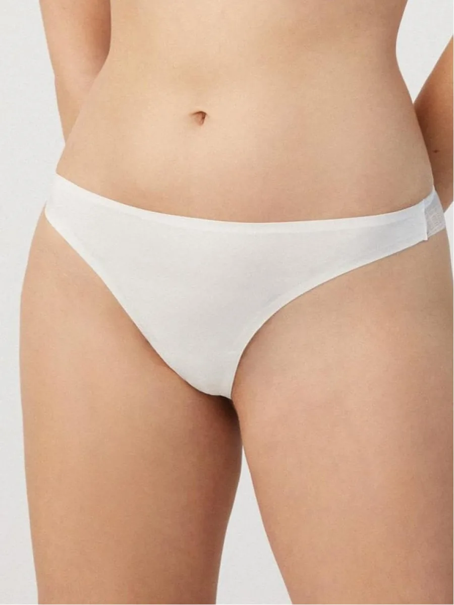 Brazilian Slip Ysabel Mora 19672 – Unsichtbarer Spitzenrücken