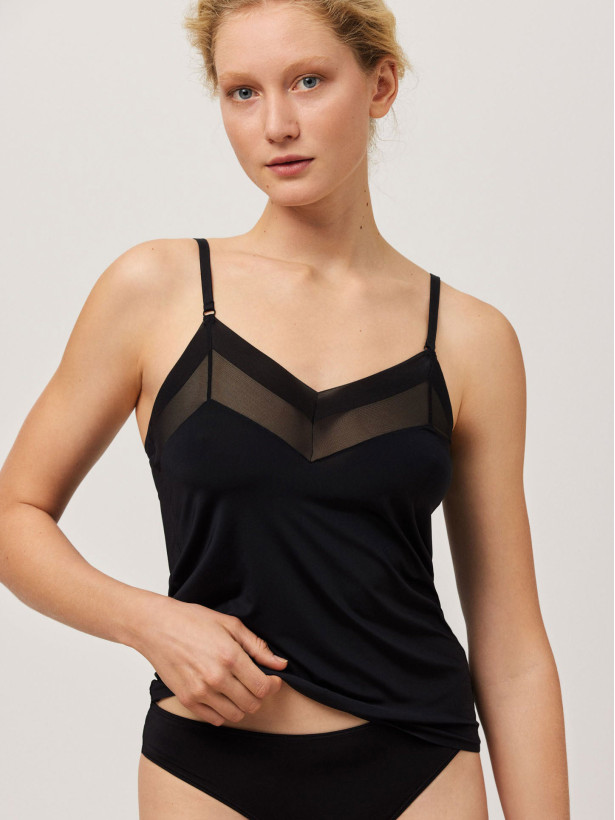 Unterhemd Ysabel Mora 10053 – Transparentes Mesh-Detail