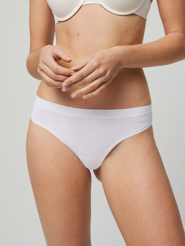 Adaptable Seamless Panties Ysabel Mora 19695 – Invisible Fit