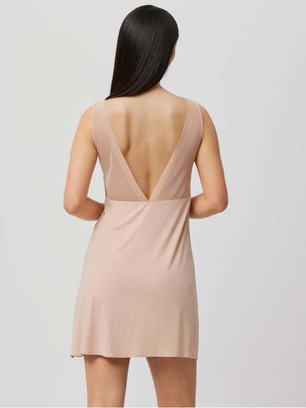 Short Nightgown Ysabel Mora 10056 – V-Neck Chemise With Mesh