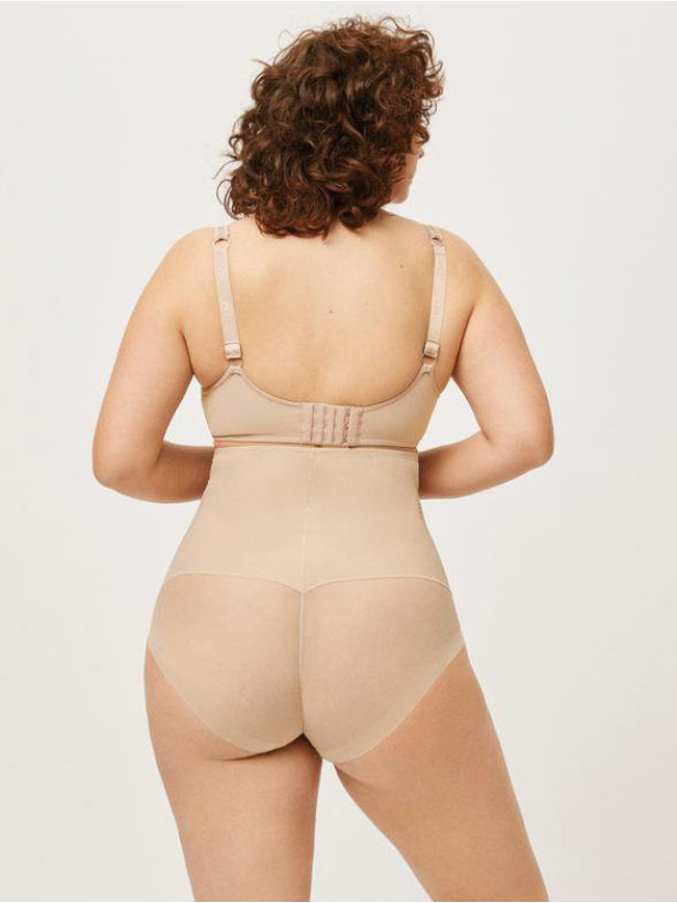 Control Briefs Ysabel Mora 19611 – Strong Tummy Control