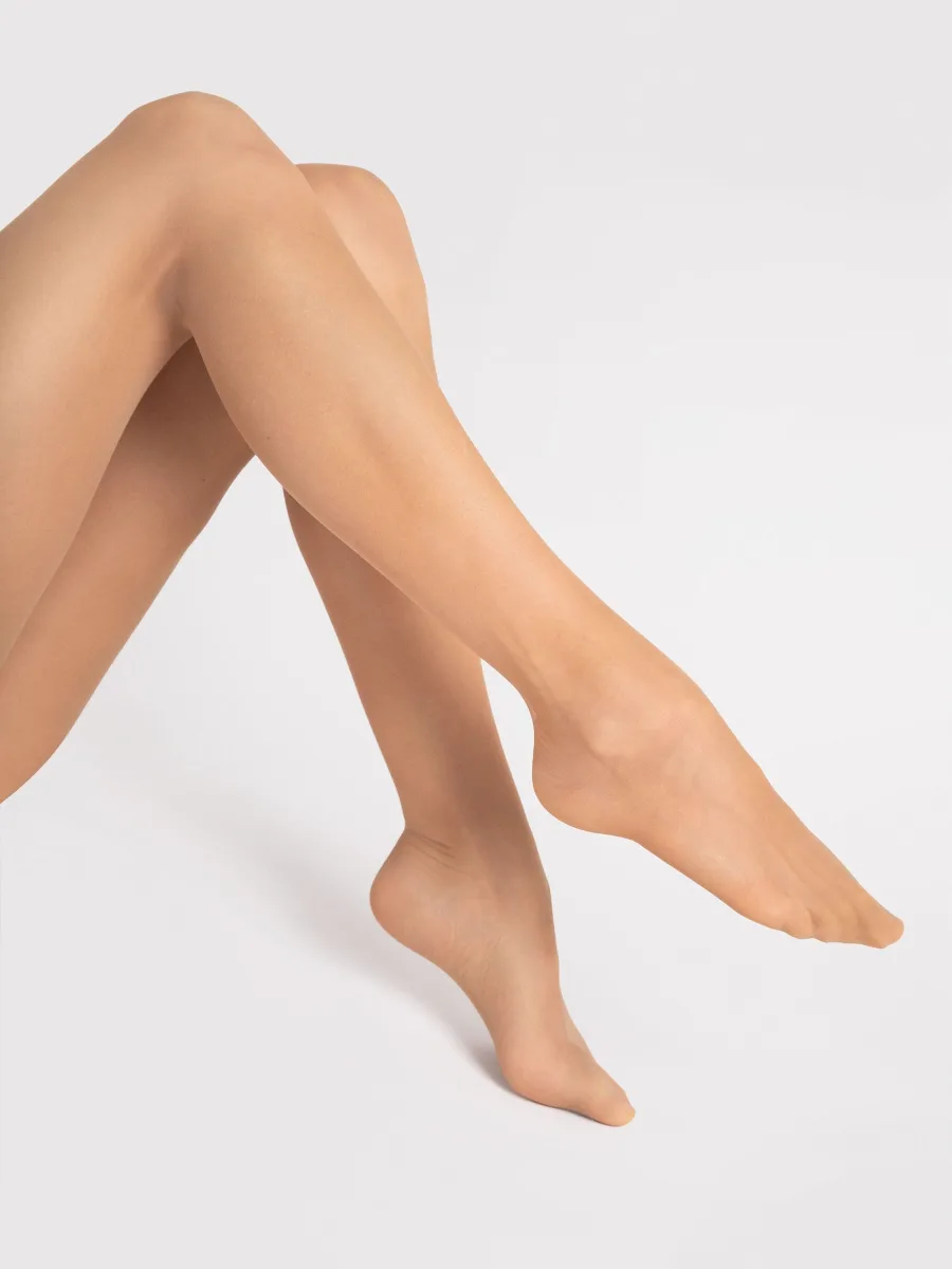 Ultra-Sheer Pantyhose FIORE Doris — 8 Den Invisible Look