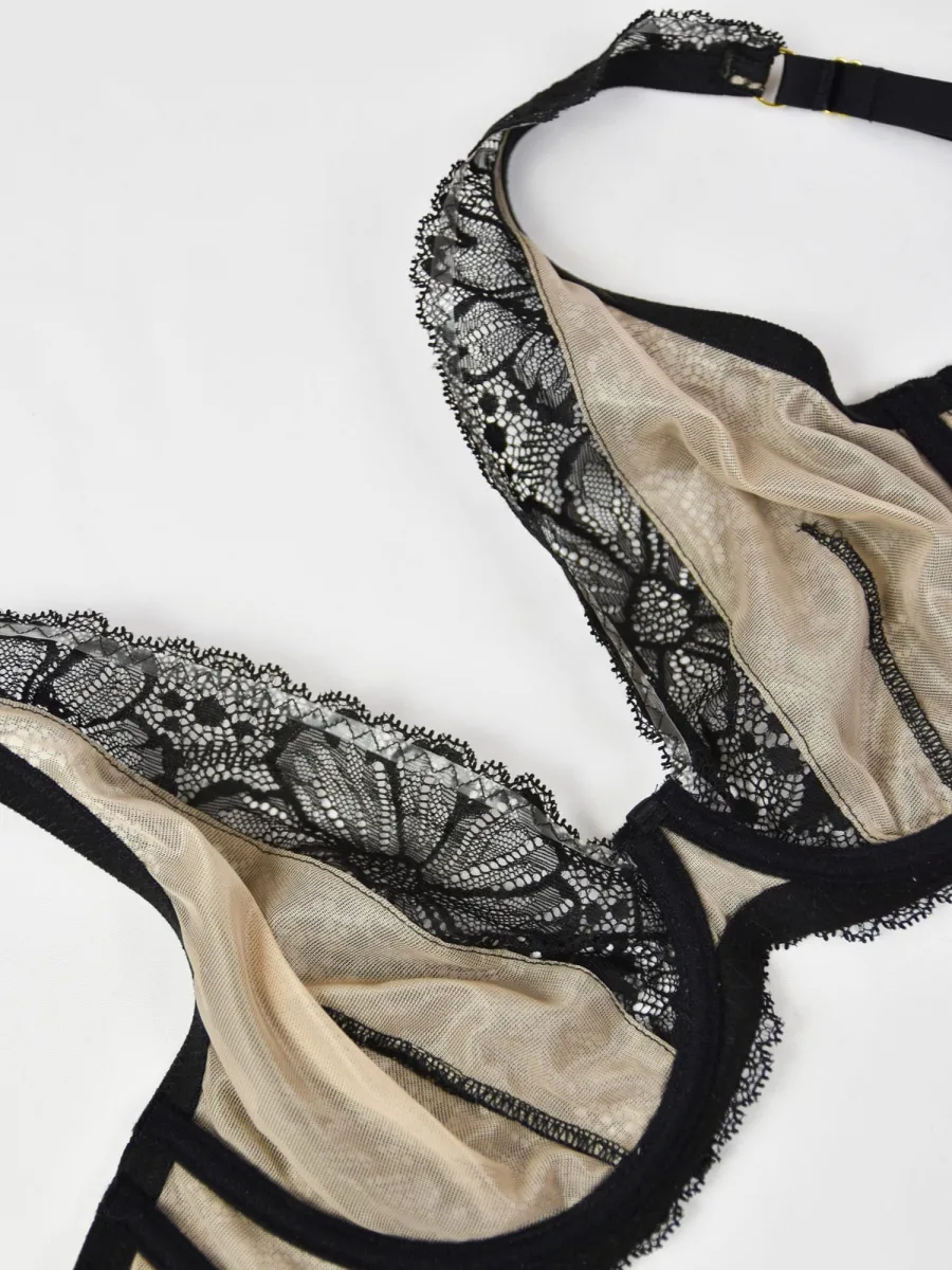 Plunge Bralette Deep V-Neck Mediolano Julia 19185 – Jet Black