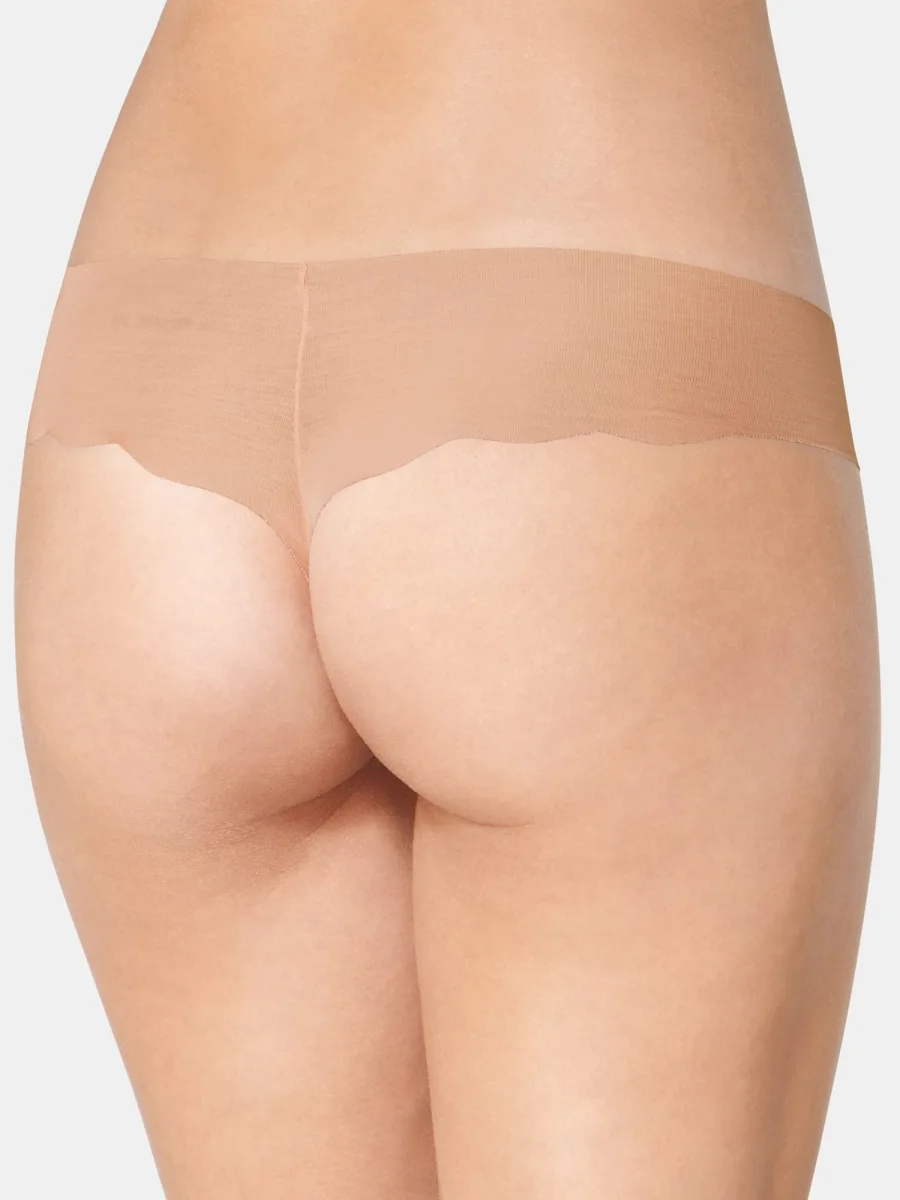 Seamless Thong Sloggi Zero Microfibre Hipstring – Invisible Daily Comfort