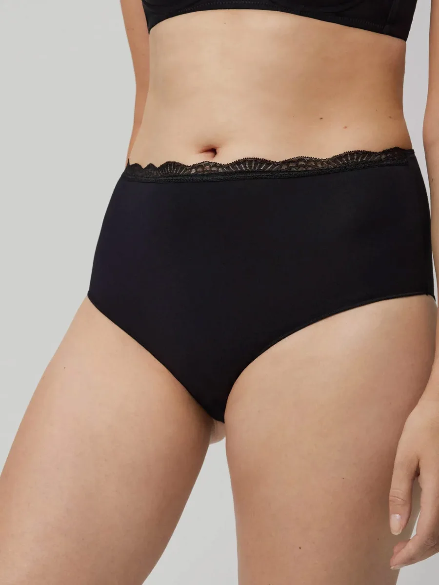 White Maxi Briefs Ysabel Mora 19684 – Cotton Comfort
